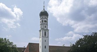 Turm der katholischen Pfarrkirche St. Magnus im Kloster Schussenried