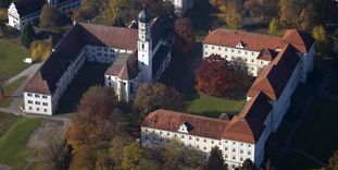 Luftansicht von Kloster Schussenried