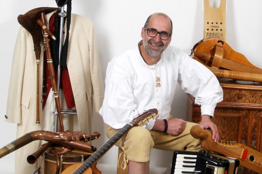 Kloster Schussenried, Event, Mundarttheater, Barny Bitterwolf mit Instrumenten